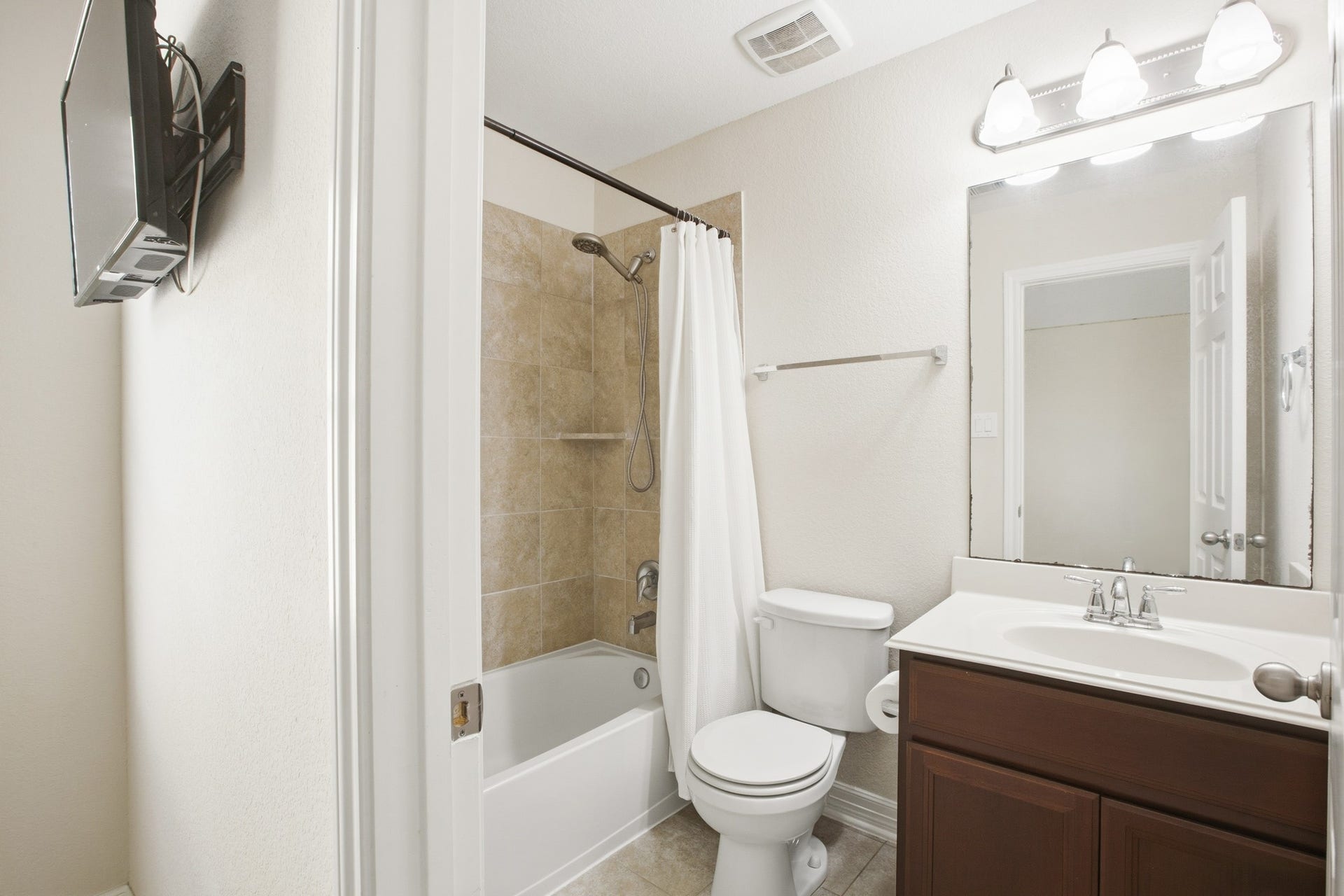 9975 Spring Rock Lane, Brookshire, TX 77423 9975 Spring Rock Lane, Brookshire, TX 77423