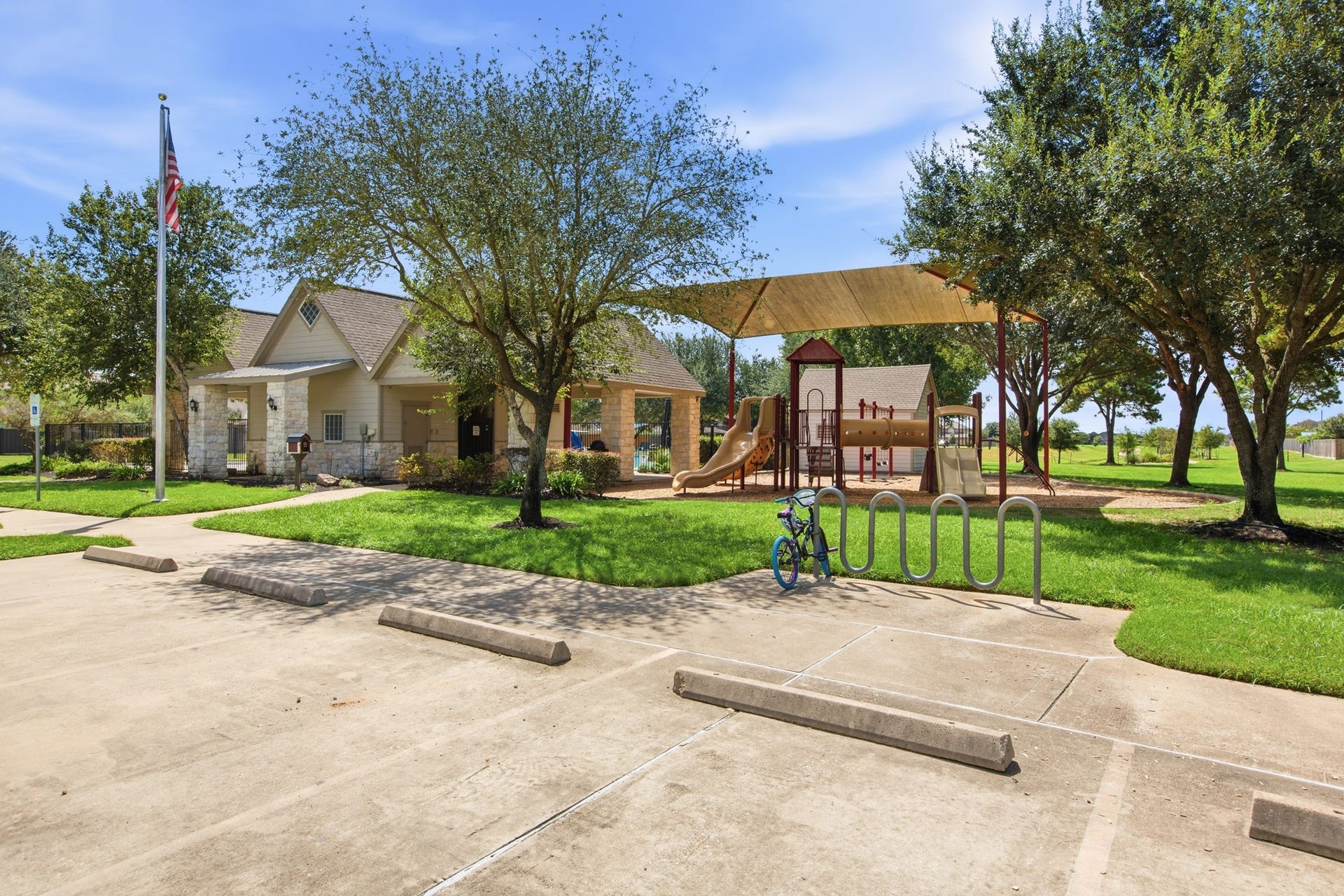 9975 Spring Rock Lane, Brookshire, TX 77423 9975 Spring Rock Lane, Brookshire, TX 77423