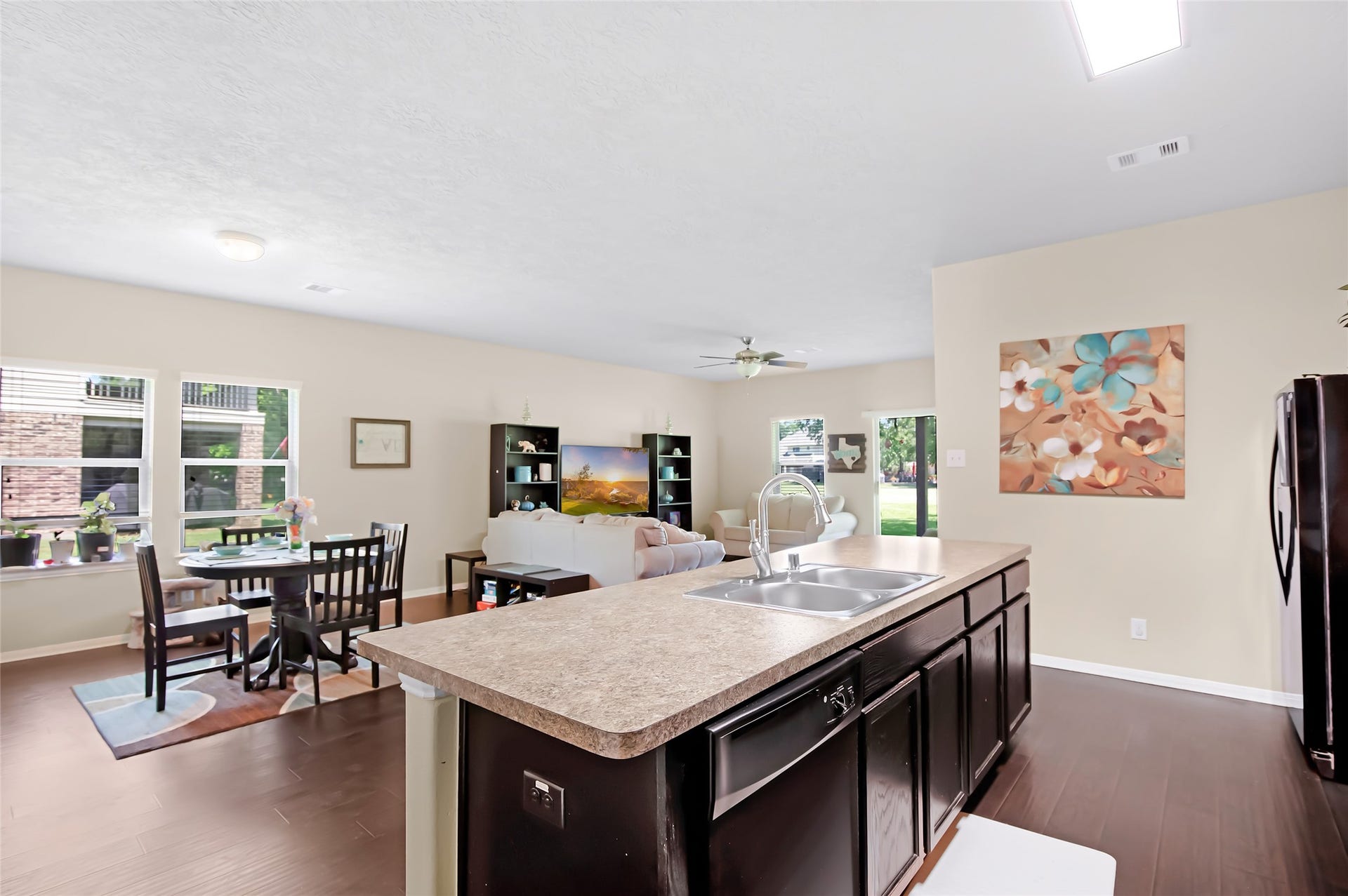 1603 Sahara Drive, Crosby, TX 77532 Large Island and Open Concept