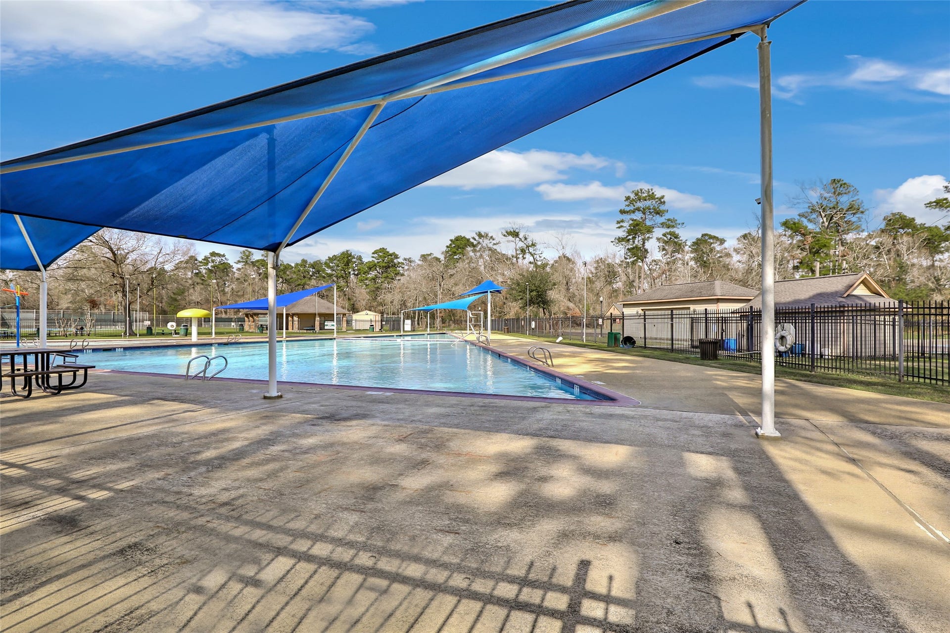 1603 Sahara Drive, Crosby, TX 77532 Pool Area