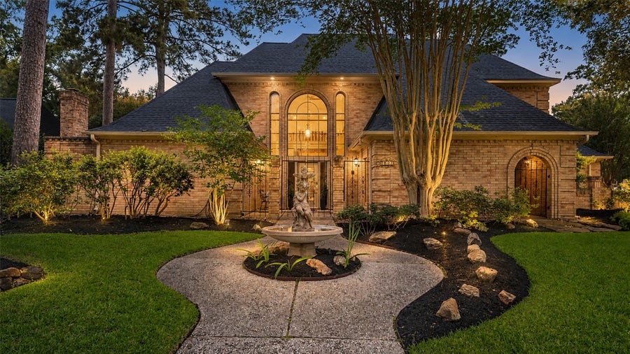 Property photo for 2607 Laurel Ridge Drive, Houston, TX