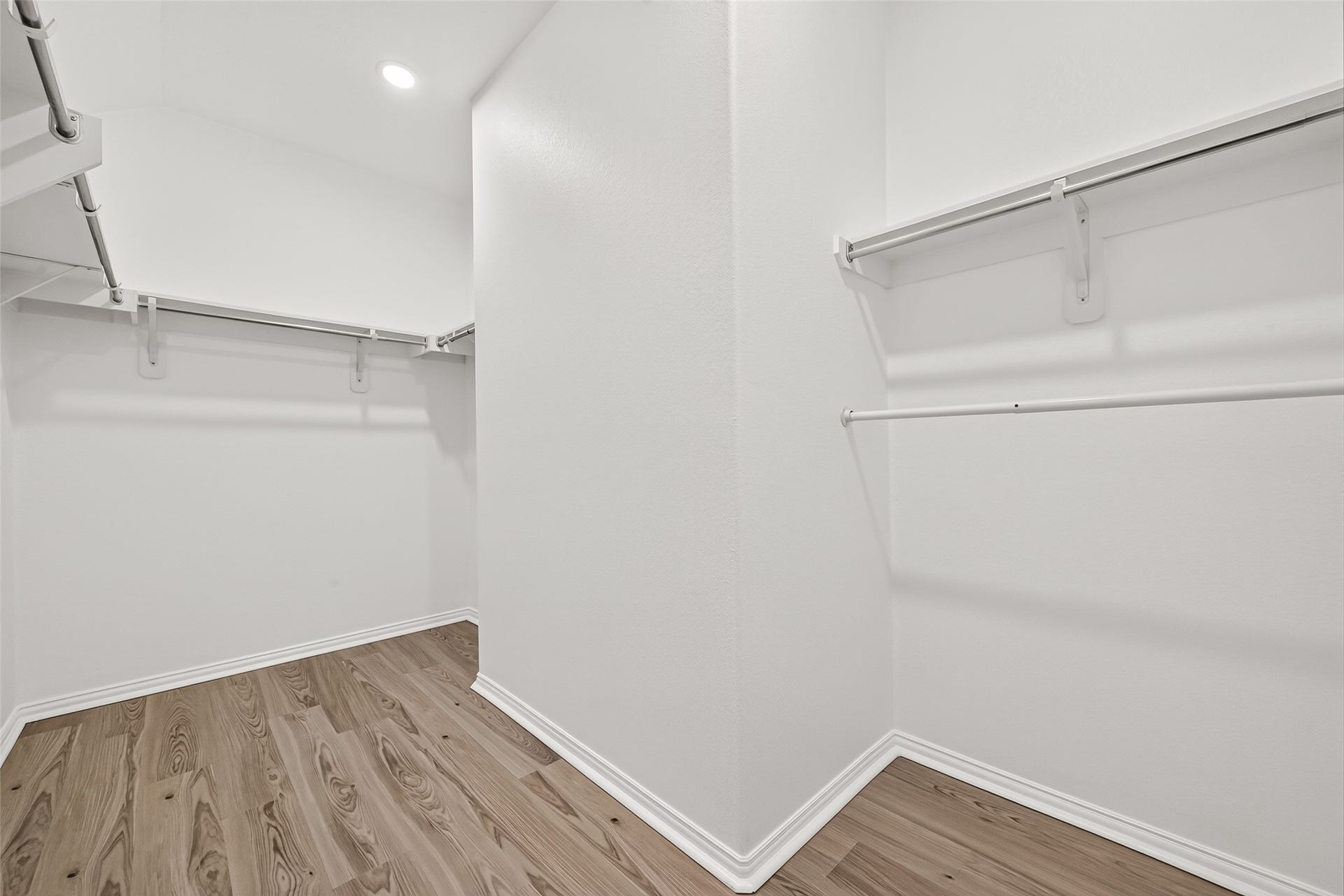 19711 Lakeside Pointe, Richmond, TX 77407 A spacious walk-in closet offers ample room to organize your wardrobe, and accessories, keeping everyday essentials neatly within reach