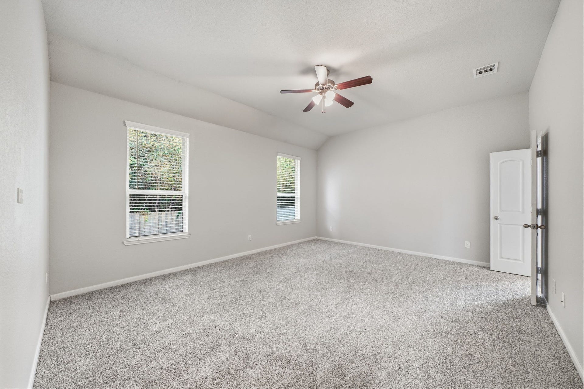 18206 Fehmarn Sound Circle, Houston, TX 77044 18206 Fehmarn Sound Circle, Houston, TX 77044