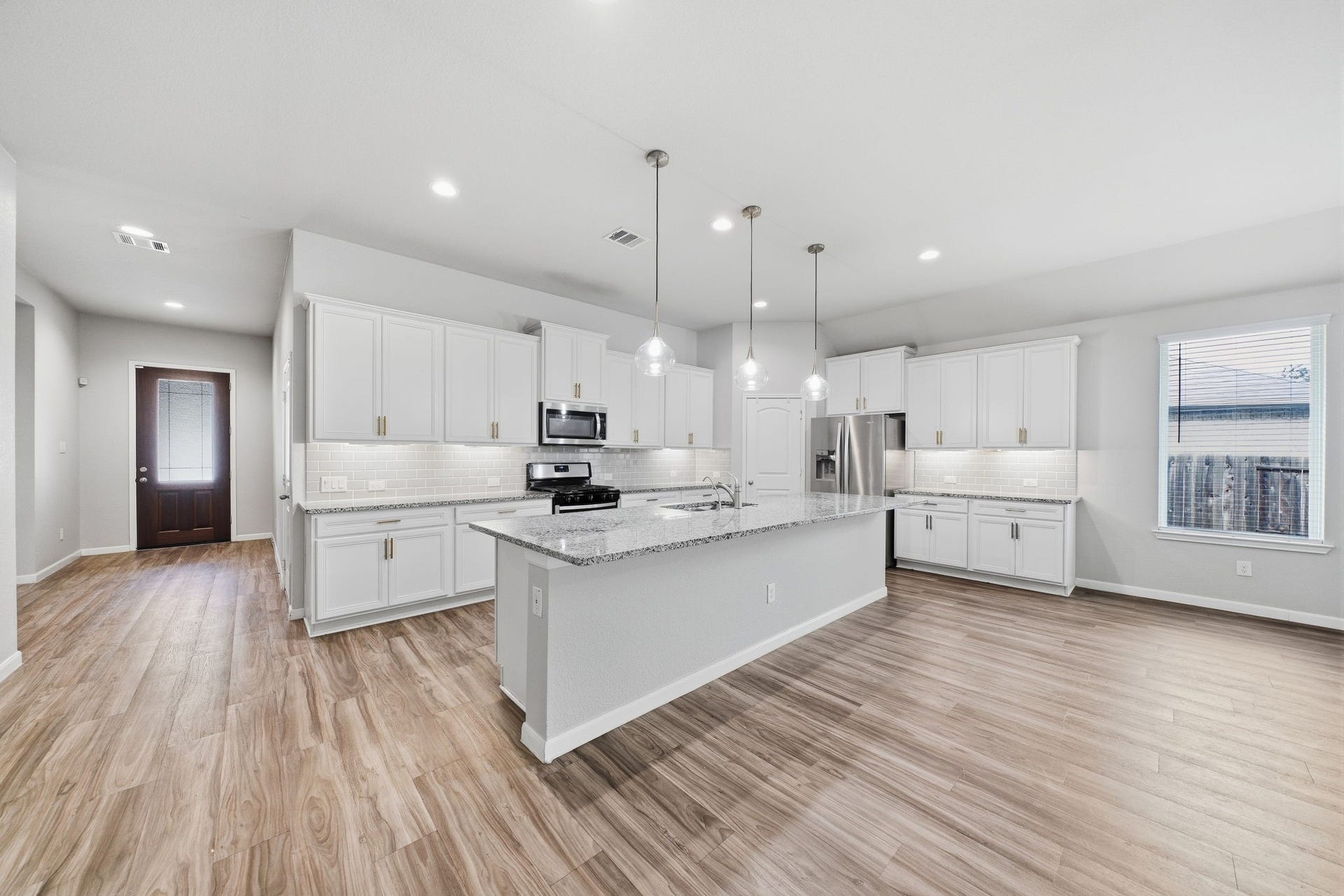18206 Fehmarn Sound Circle, Houston, TX 77044 18206 Fehmarn Sound Circle, Houston, TX 77044