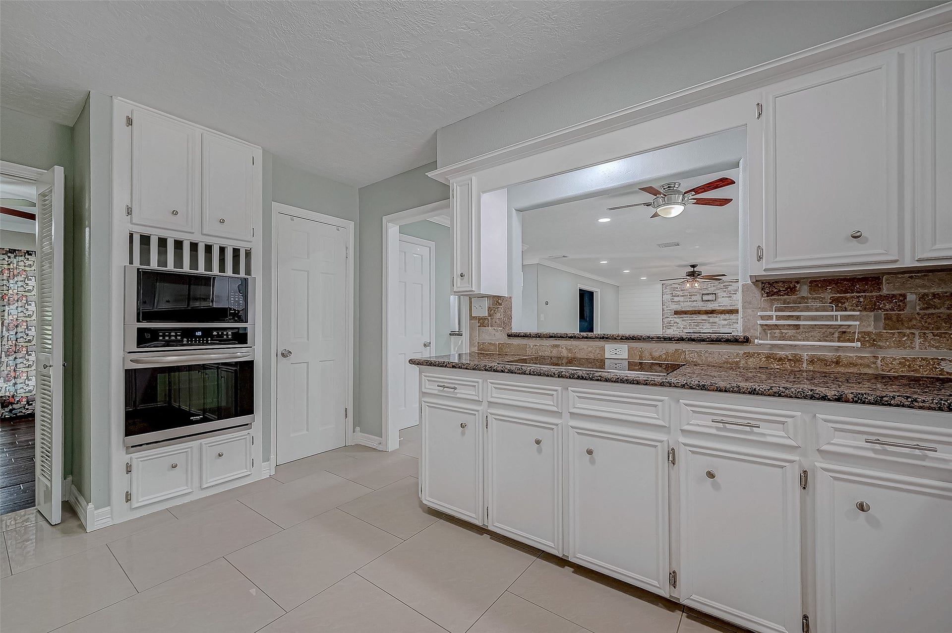 8110 Bent Oak Lane, Spring, TX 77379 8110 Bent Oak Lane, Spring, TX 77379