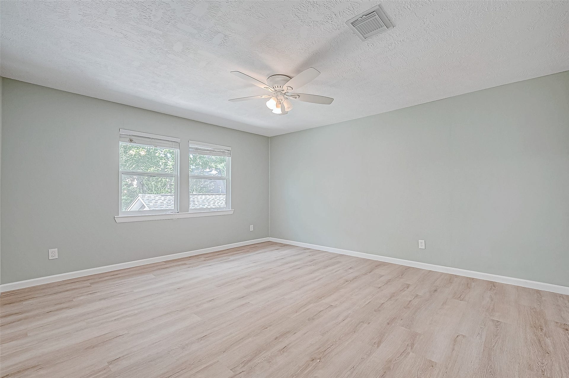 8110 Bent Oak Lane, Spring, TX 77379 8110 Bent Oak Lane, Spring, TX 77379