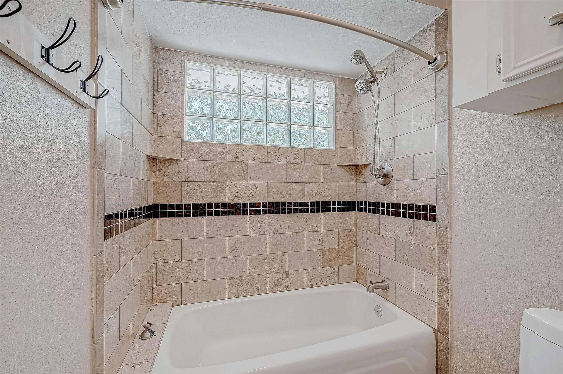 8110 Bent Oak Lane, Spring, TX 77379 8110 Bent Oak Lane, Spring, TX 77379