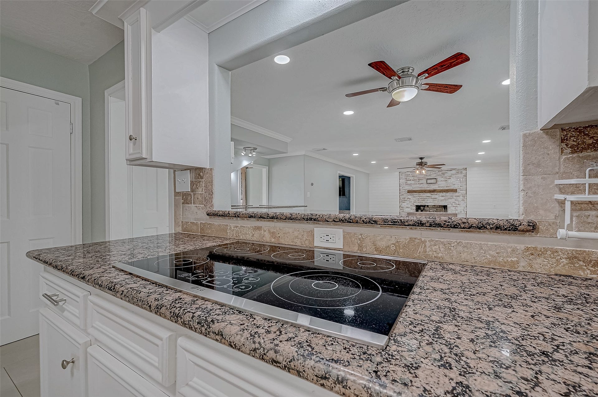 8110 Bent Oak Lane, Spring, TX 77379 8110 Bent Oak Lane, Spring, TX 77379