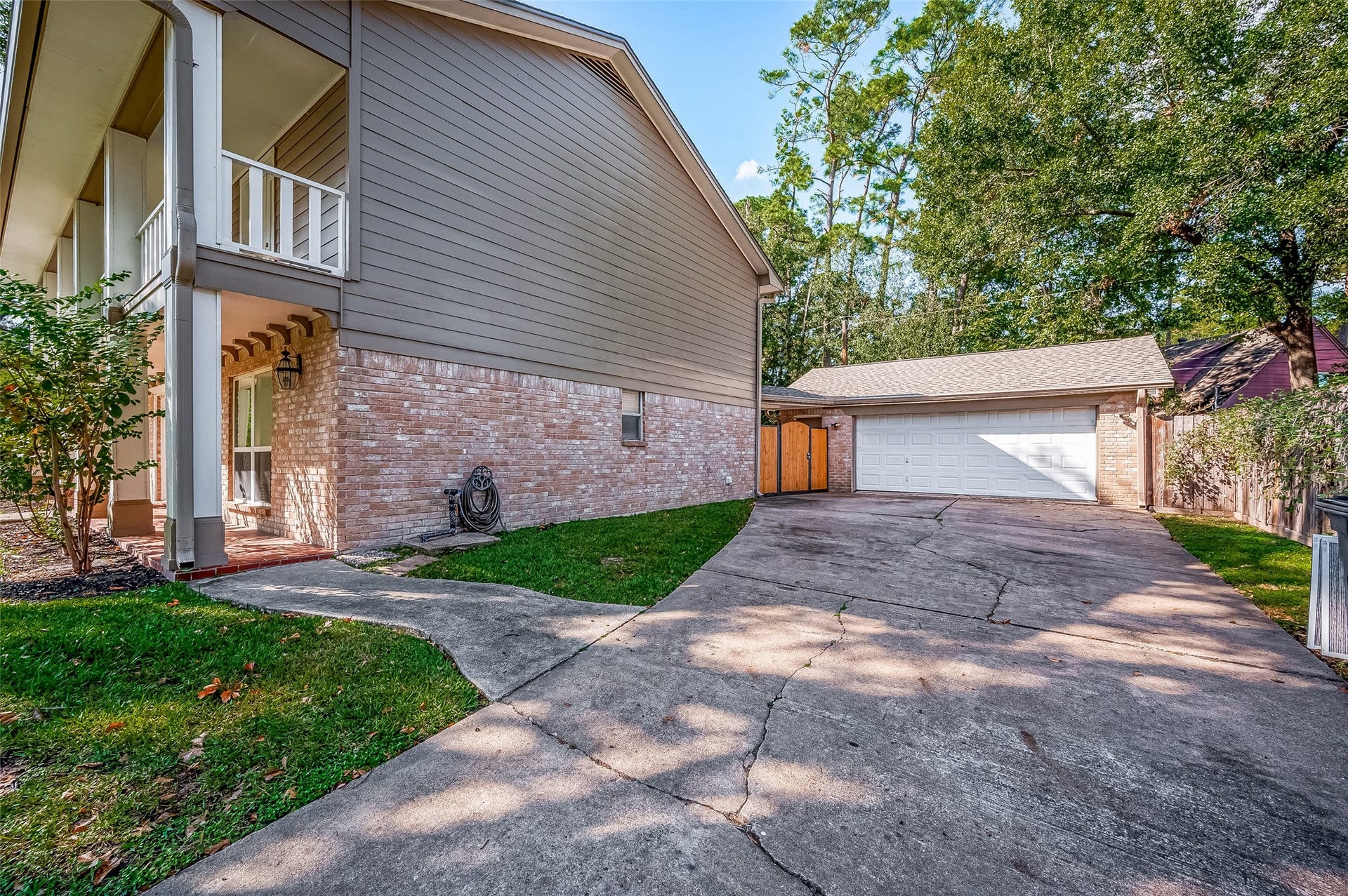 8110 Bent Oak Lane, Spring, TX 77379 8110 Bent Oak Lane, Spring, TX 77379