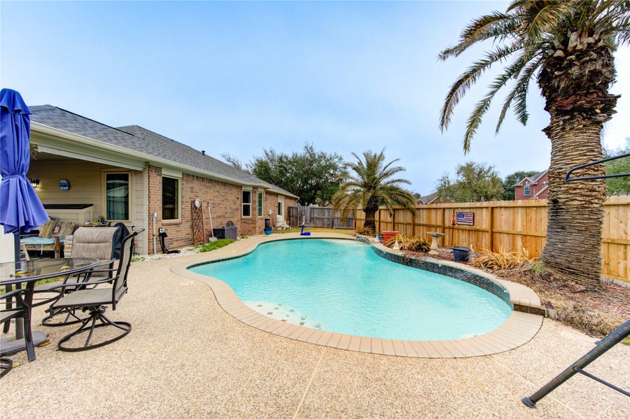 Property photo for 1908 Ivy Arbor Court, Pearland, TX