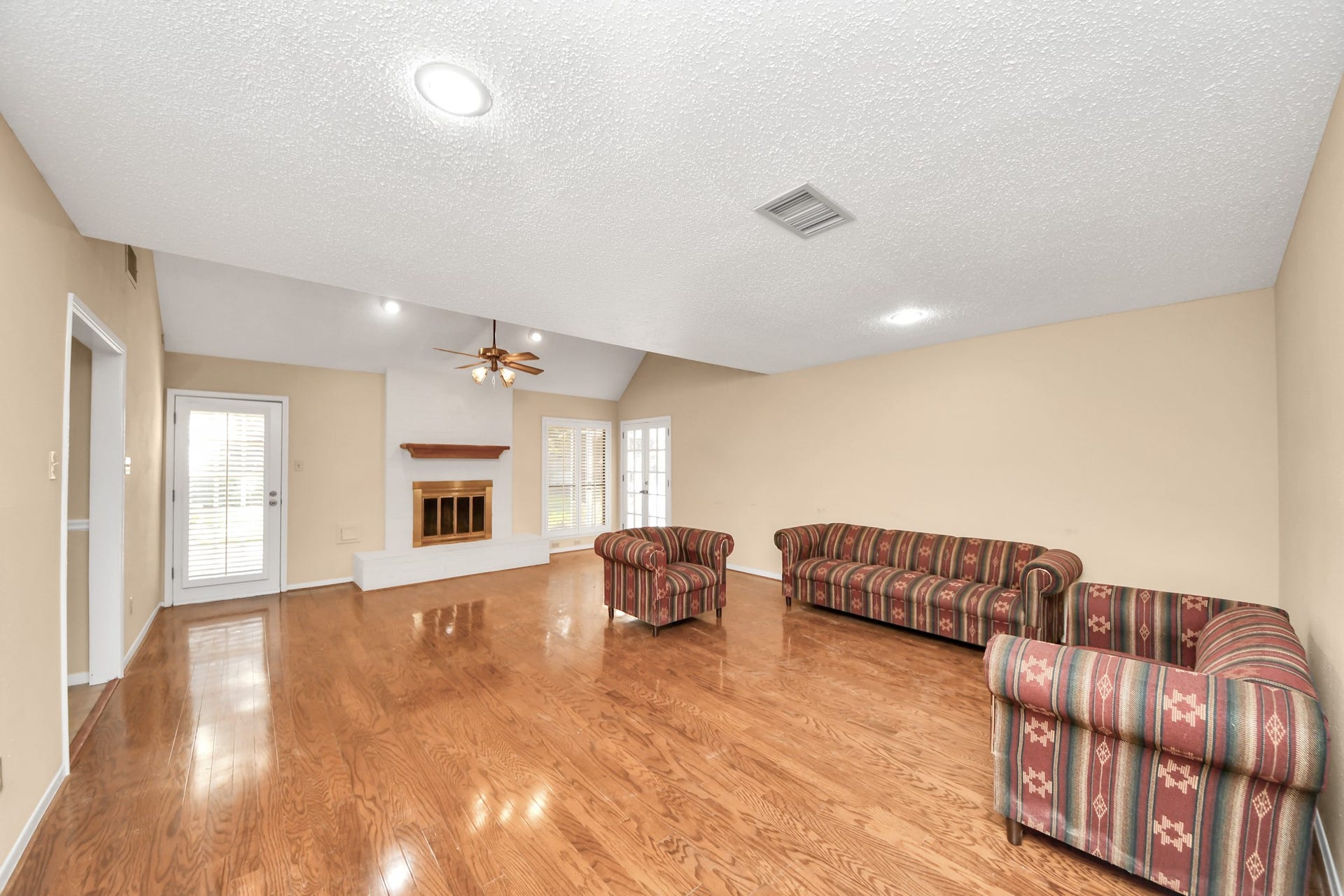 820 Wood Bridge Circle, Sugar Land, TX 77498 820 Wood Bridge Circle, Sugar Land, TX 77498