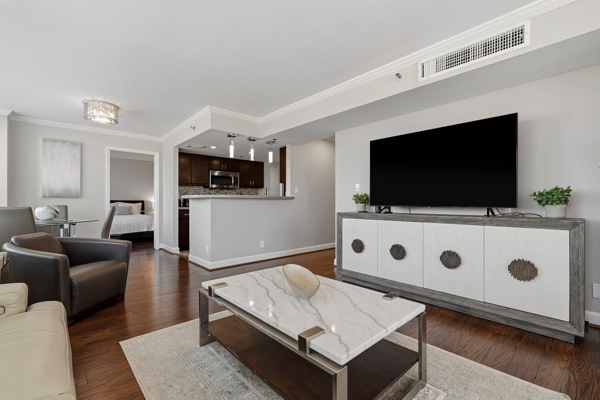 3525 Sage Road, #709, Houston, TX 77056 3525 Sage Road, #709, Houston, TX 77056
