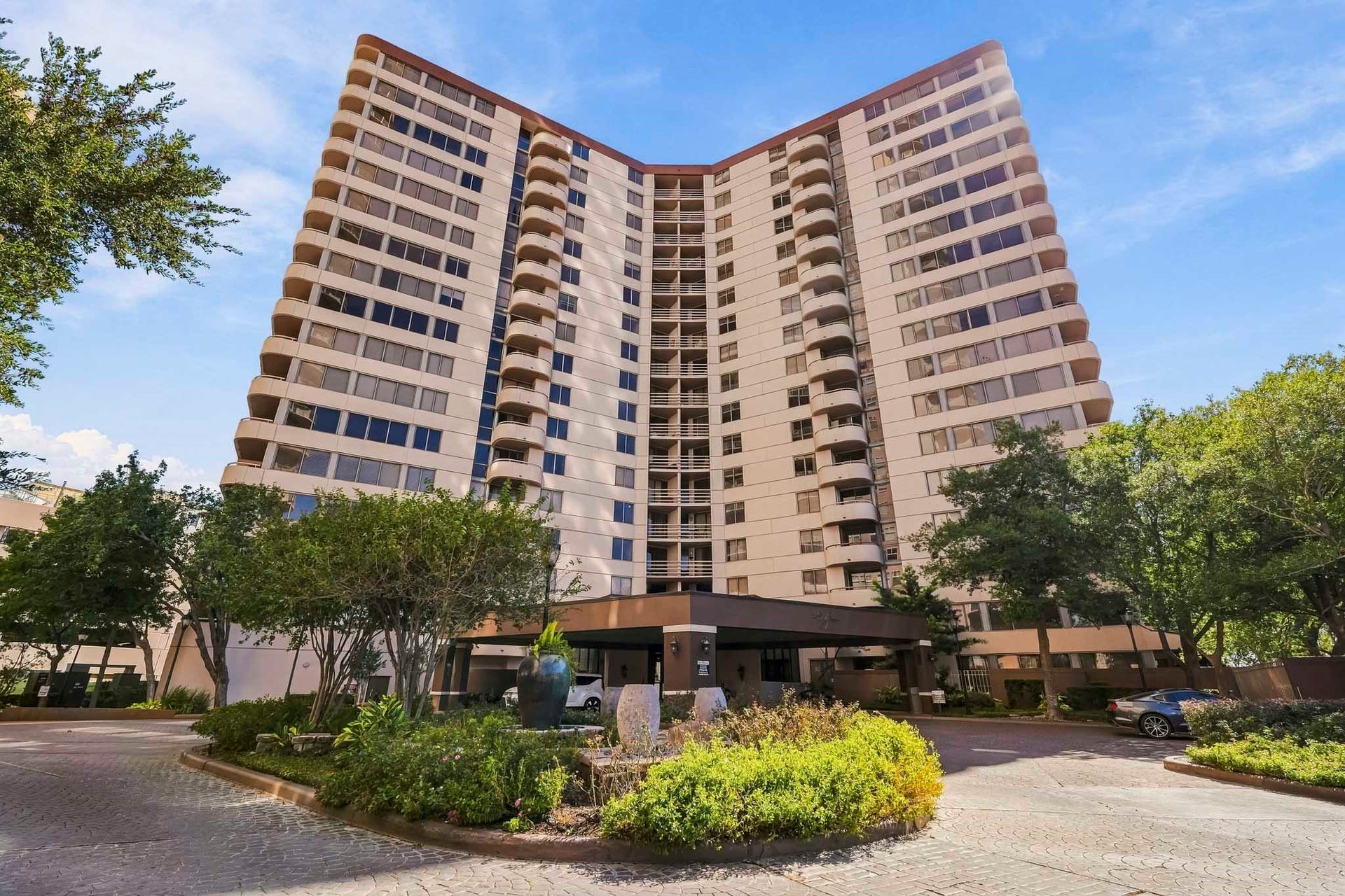 3525 Sage Road, #709, Houston, TX 77056 3525 Sage Road, #709, Houston, TX 77056