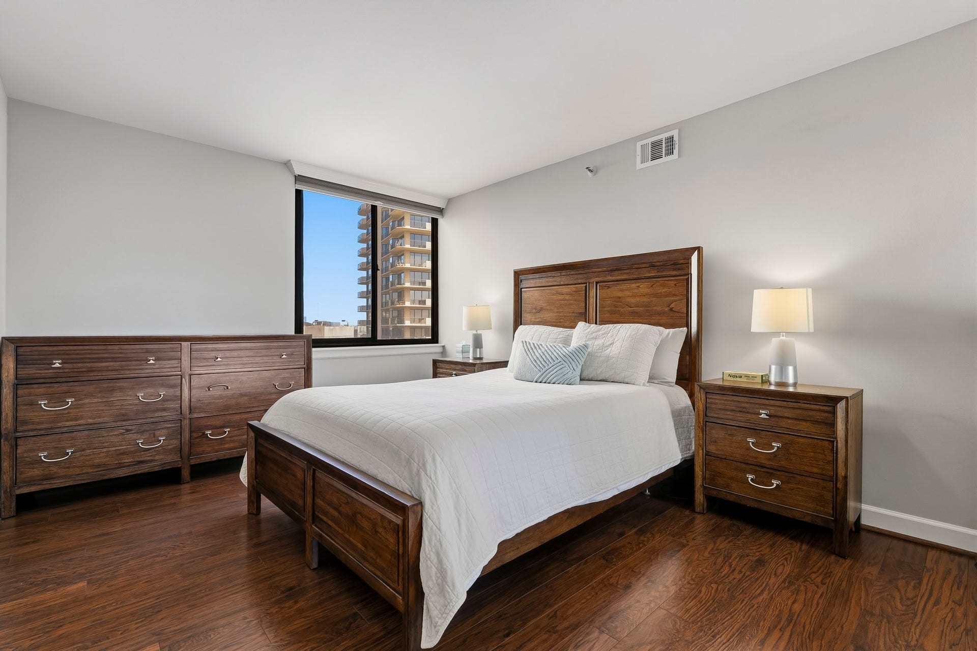 3525 Sage Road, #709, Houston, TX 77056 3525 Sage Road, #709, Houston, TX 77056