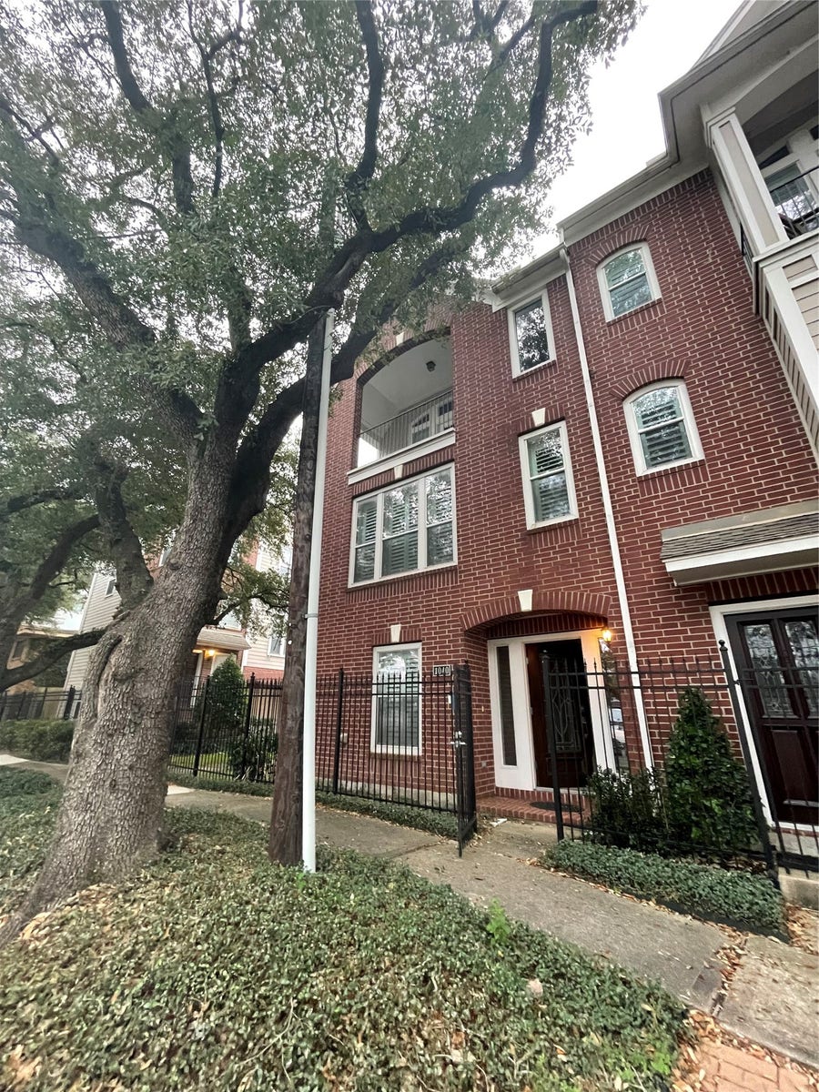 Property photo for 1040 La Rue Street, Houston, TX