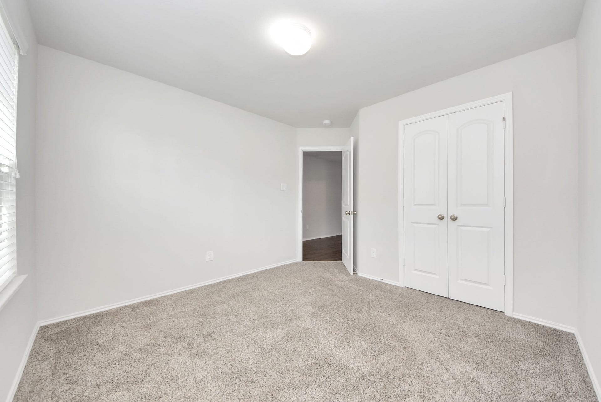 5616 Rainflower Terrace Lane, Spring, TX 77389 5616 Rainflower Terrace Lane, Spring, TX 77389