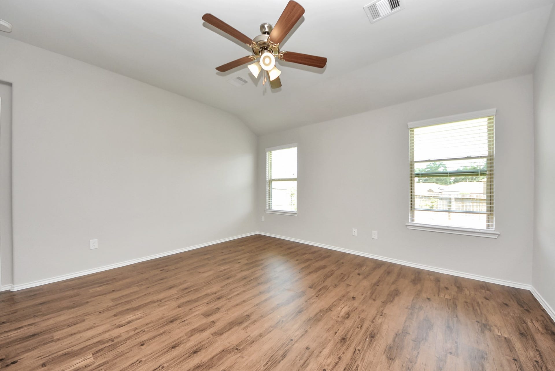 5616 Rainflower Terrace Lane, Spring, TX 77389 5616 Rainflower Terrace Lane, Spring, TX 77389