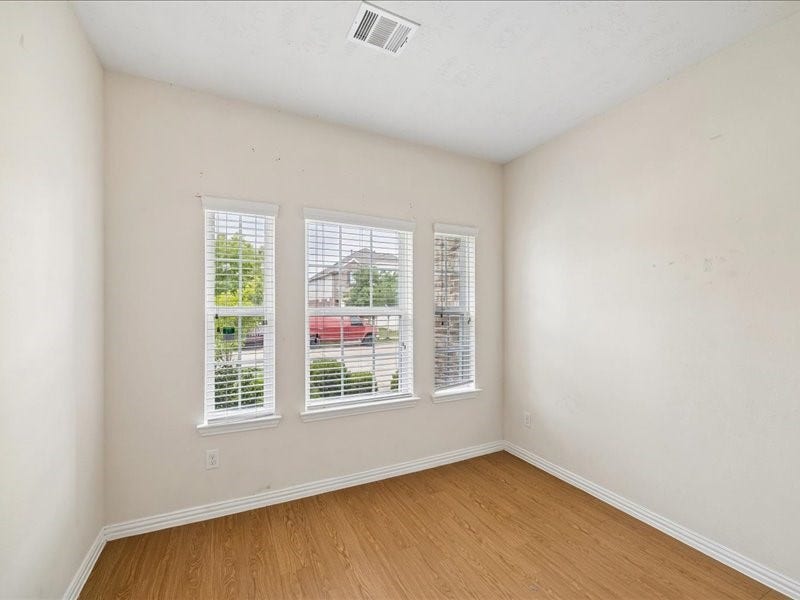 7534 Abbey Point Lane, Houston, TX 77049 7534 Abbey Point Lane, Houston, TX 77049