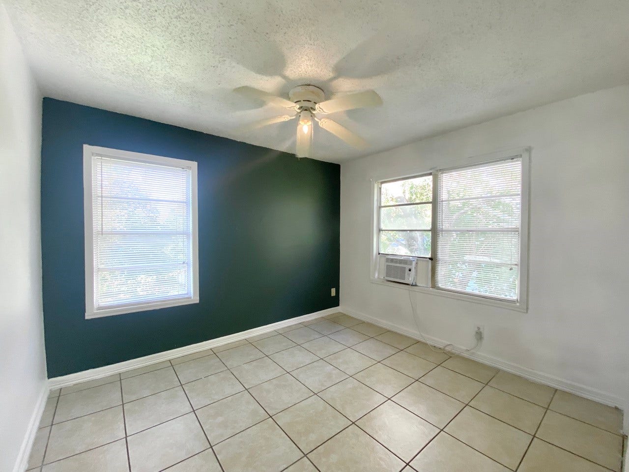 1138 4th Avenue N, #1140, Texas City, TX 77590 Bedroom 2
