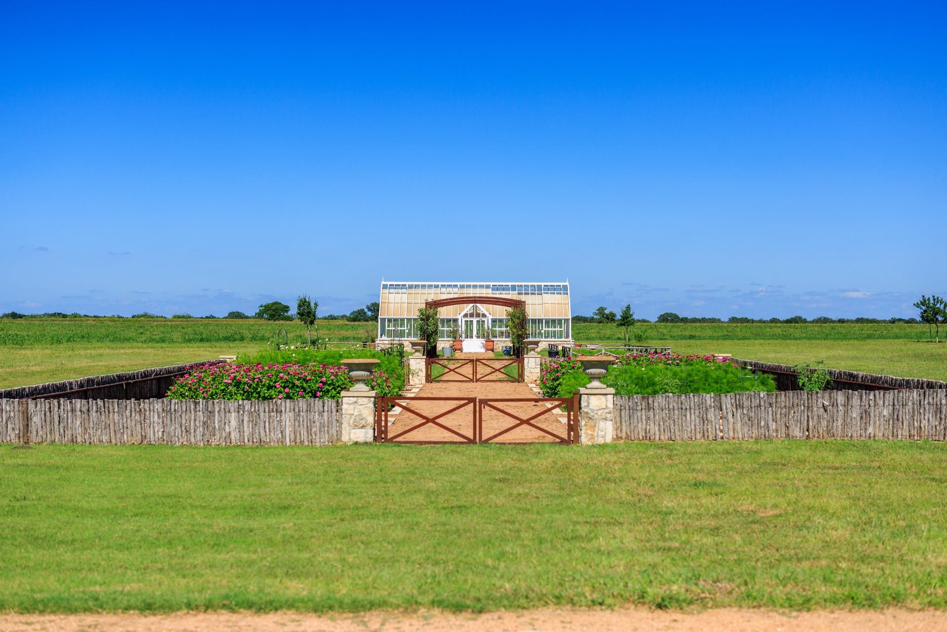 745 Dusty Farm Lane, Fredericksburg, TX 78624 745 Dusty Farm Lane, Fredericksburg, TX 78624
