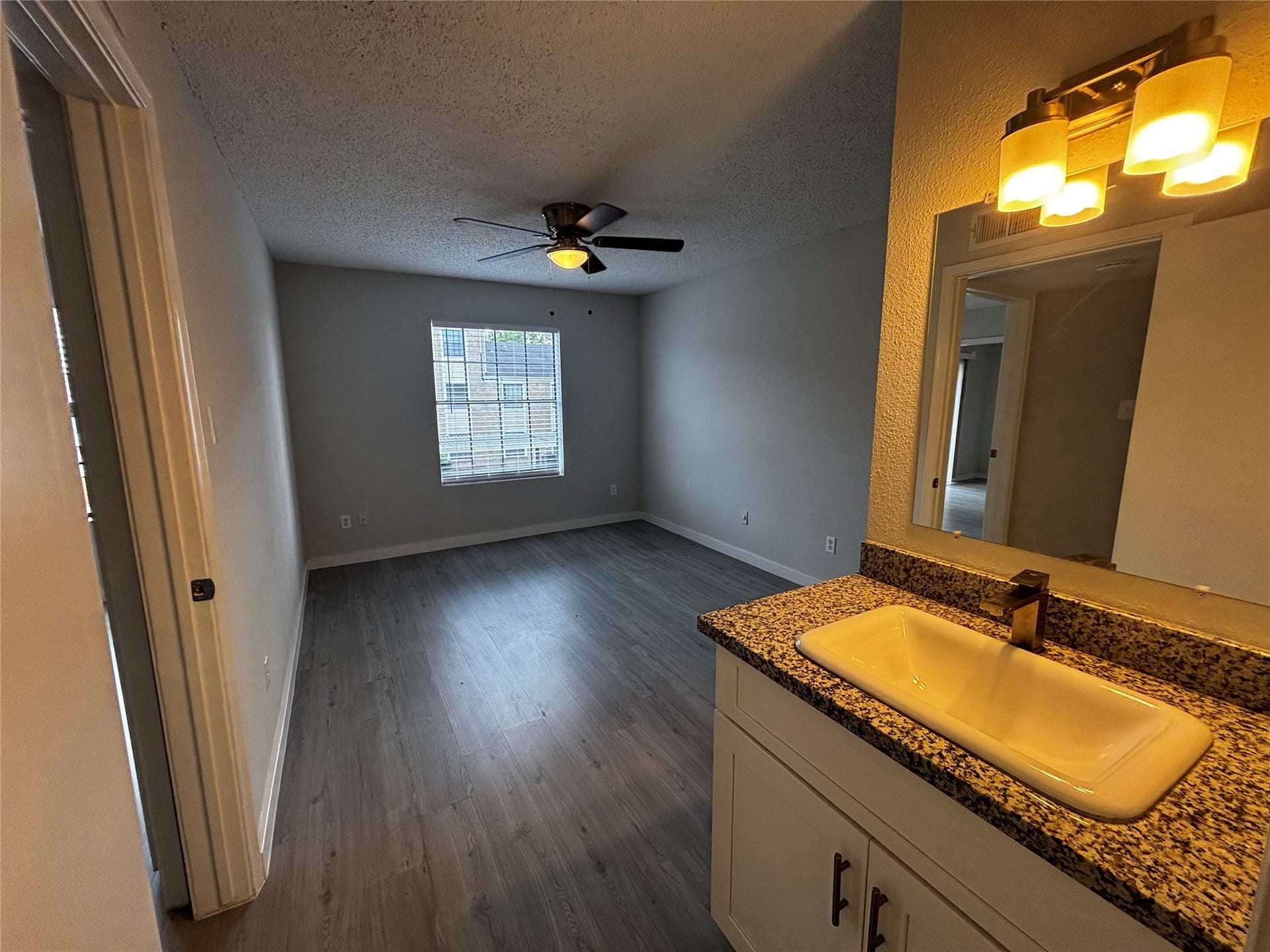 2750 Holly Hall Street, #1207, Houston, TX 77054