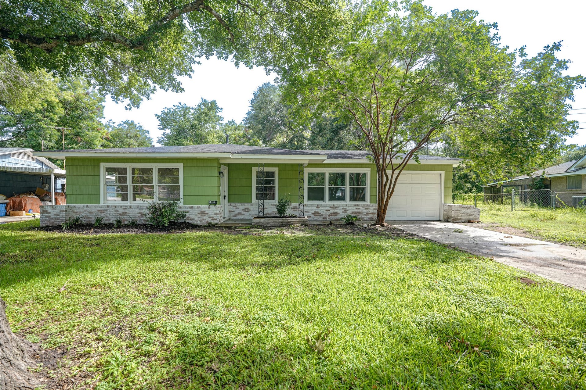 1319 Elm Street, Richmond, TX 77469 1319 Elm Street, Richmond, TX 77469