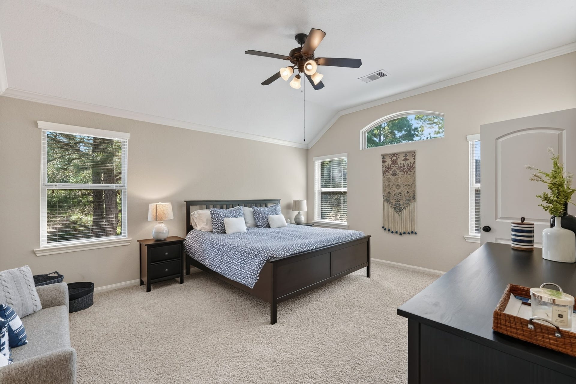 27 E Wolf Cabin Circle, Spring, TX 77389 27 E Wolf Cabin Circle, Spring, TX 77389