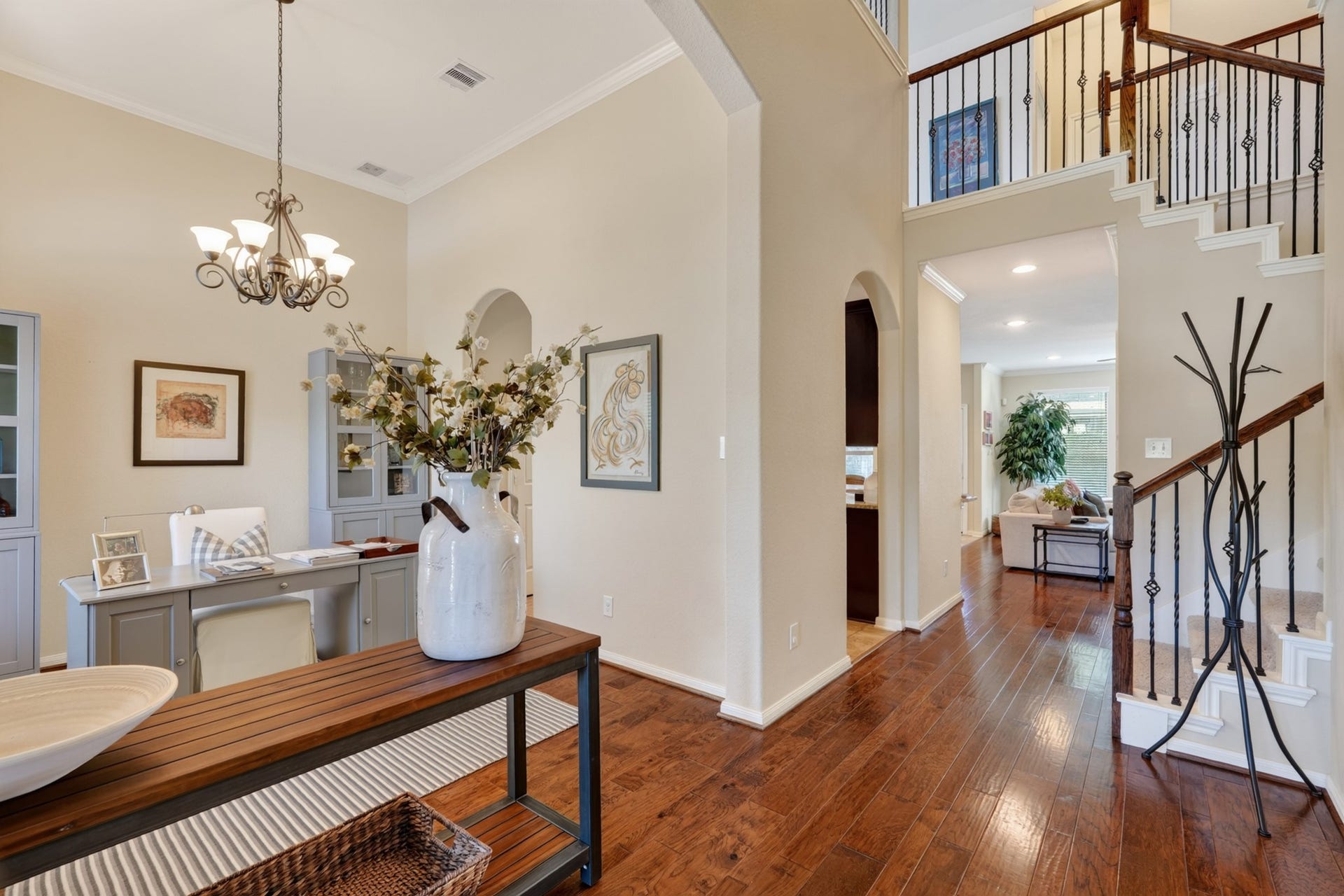 27 E Wolf Cabin Circle, Spring, TX 77389 27 E Wolf Cabin Circle, Spring, TX 77389