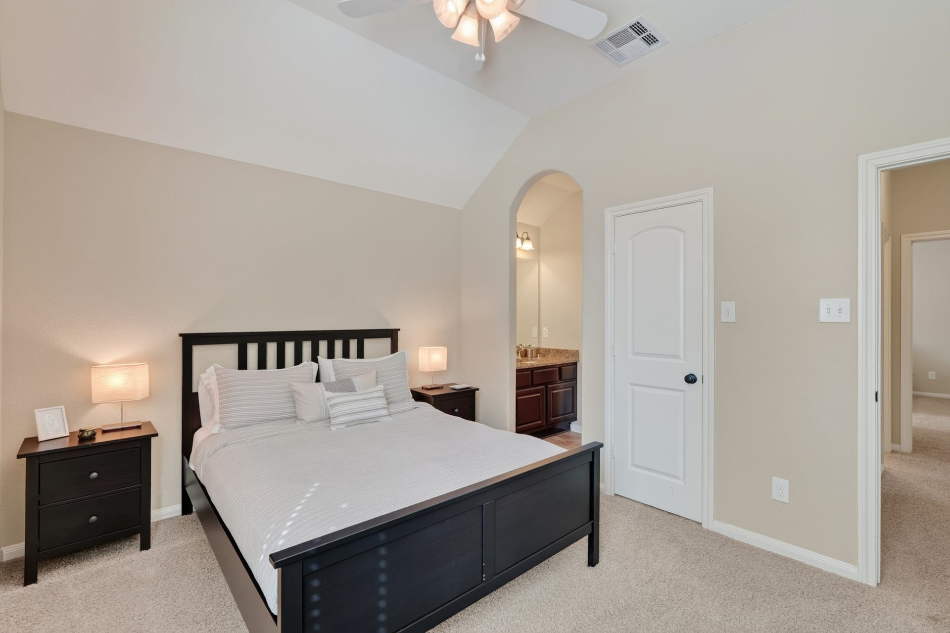 27 E Wolf Cabin Circle, Spring, TX 77389 27 E Wolf Cabin Circle, Spring, TX 77389