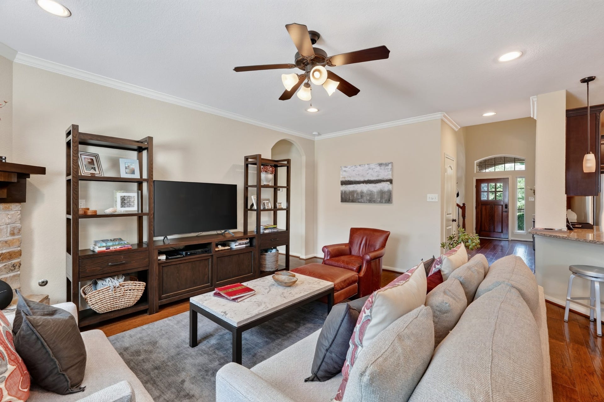 27 E Wolf Cabin Circle, Spring, TX 77389 27 E Wolf Cabin Circle, Spring, TX 77389