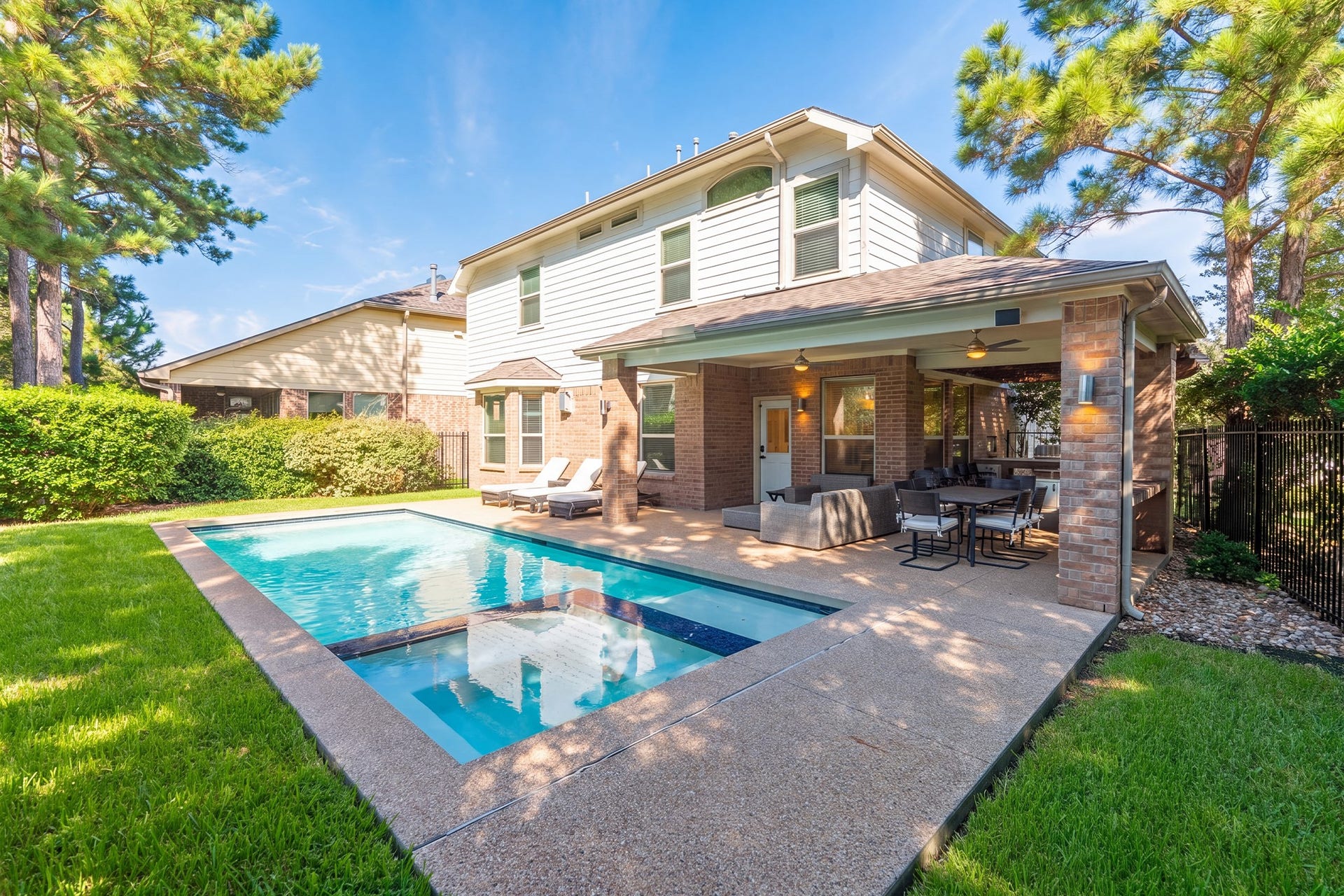 27 E Wolf Cabin Circle, Spring, TX 77389 27 E Wolf Cabin Circle, Spring, TX 77389