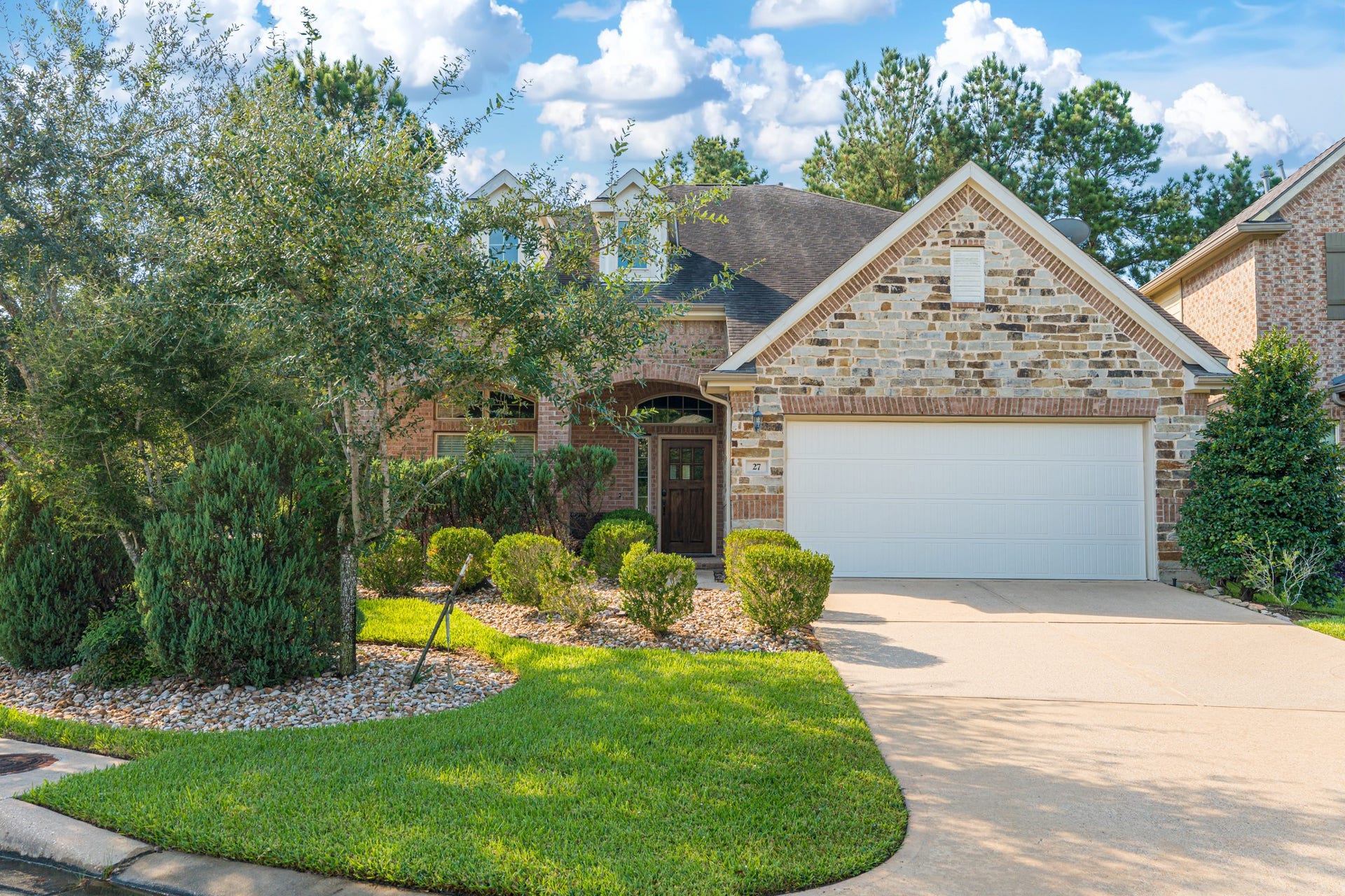 27 E Wolf Cabin Circle, Spring, TX 77389 27 E Wolf Cabin Circle, Spring, TX 77389