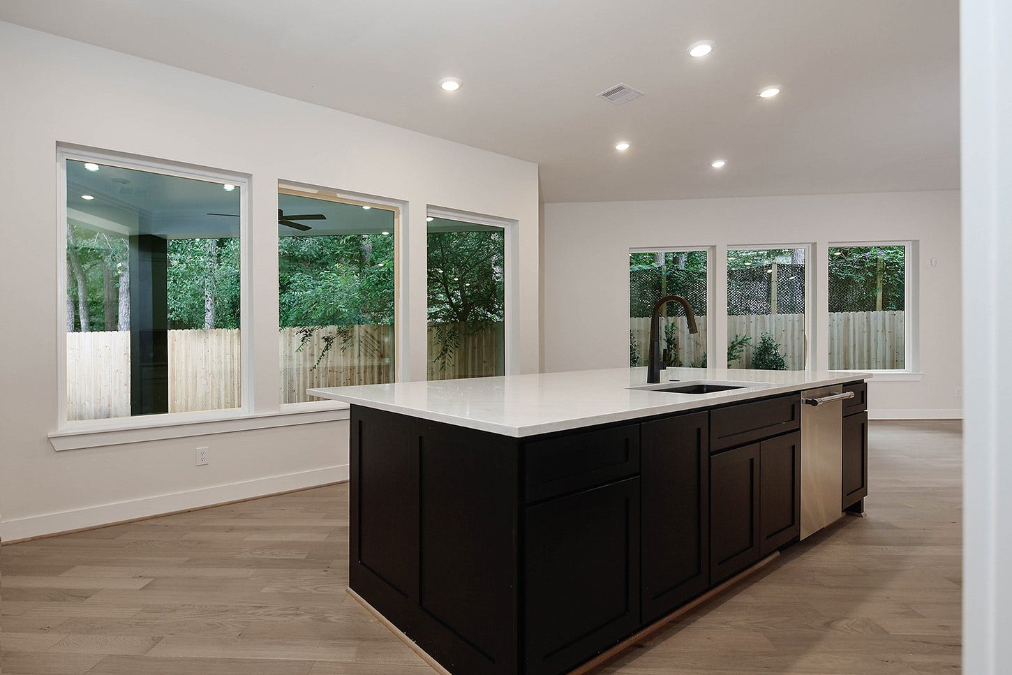 38 Honeycomb Ridge Place, The Woodlands, TX 77380 38 Honeycomb Ridge Place, The Woodlands, TX 77380