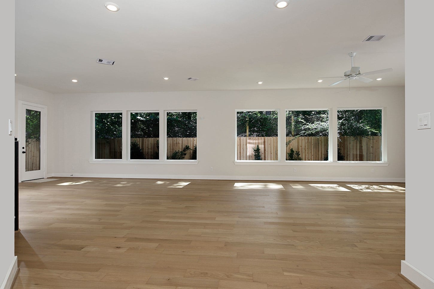 38 Honeycomb Ridge Place, The Woodlands, TX 77380 38 Honeycomb Ridge Place, The Woodlands, TX 77380