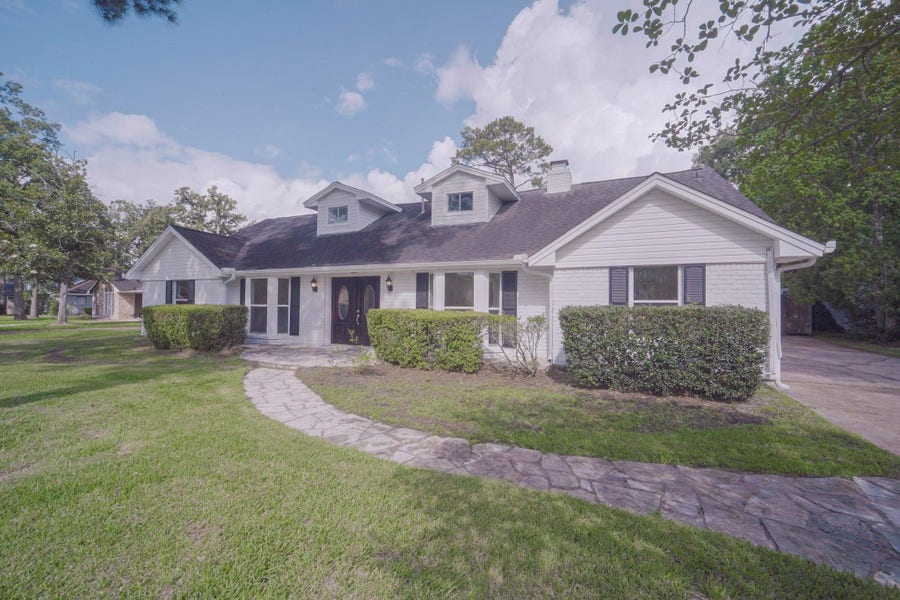 Property photo for 1419 Chestnut Ridge Road, Houston, TX