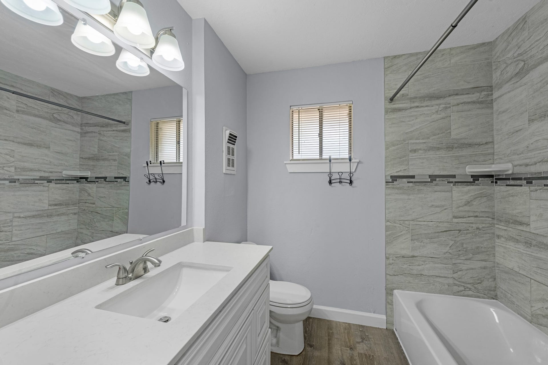 2012 Isla Drive, Pearland, TX 77581