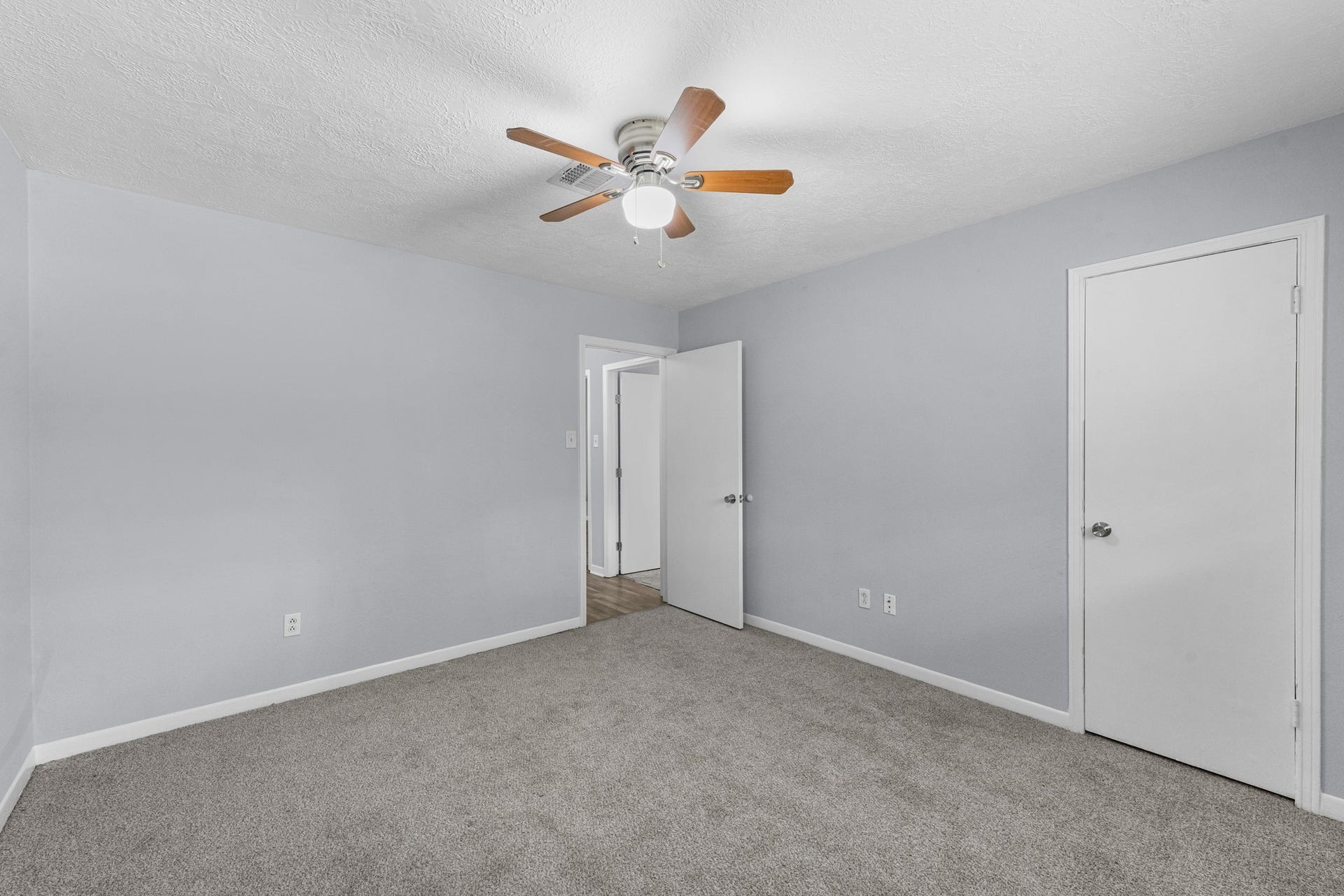 2012 Isla Drive, Pearland, TX 77581