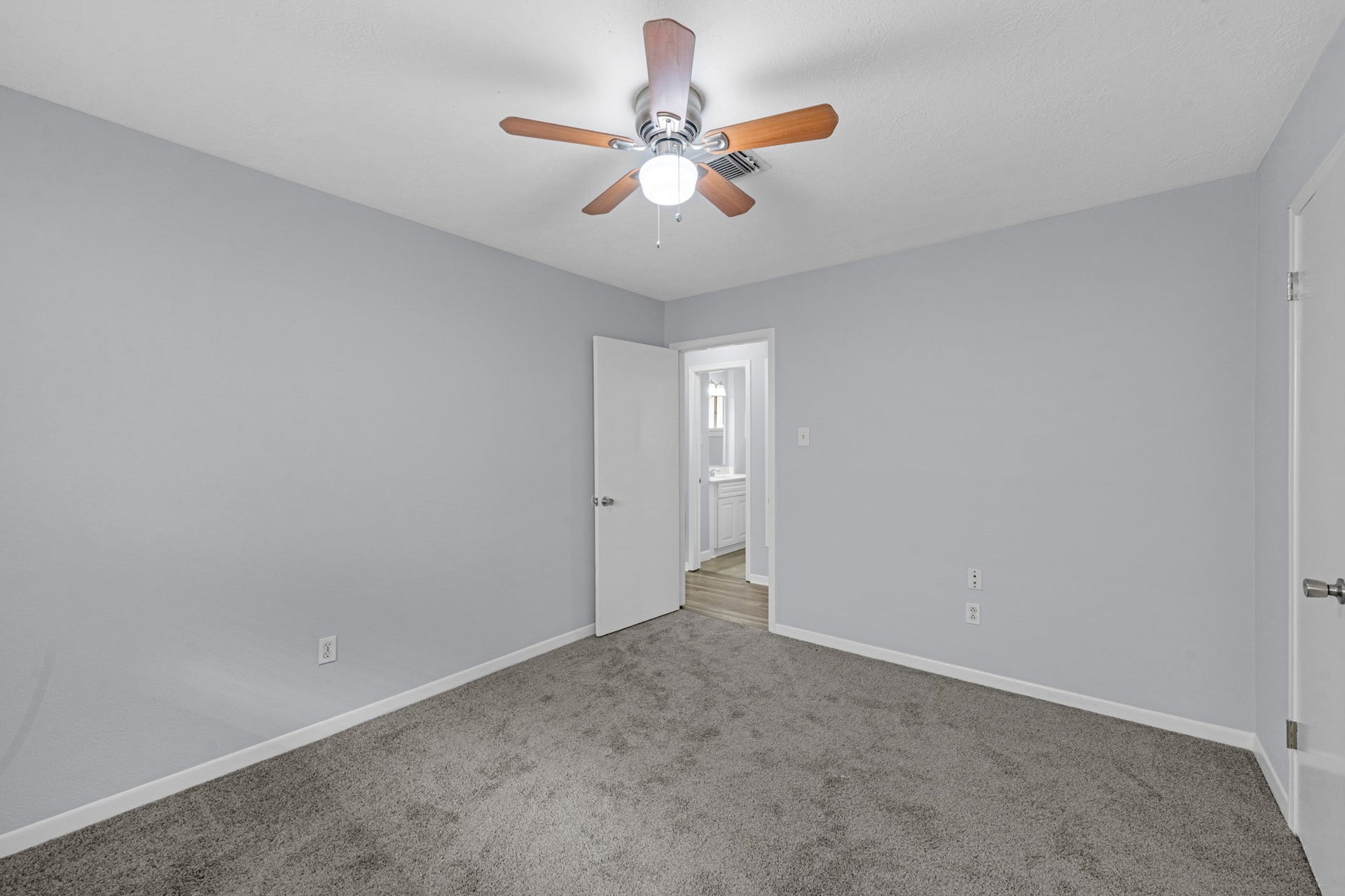 2012 Isla Drive, Pearland, TX 77581