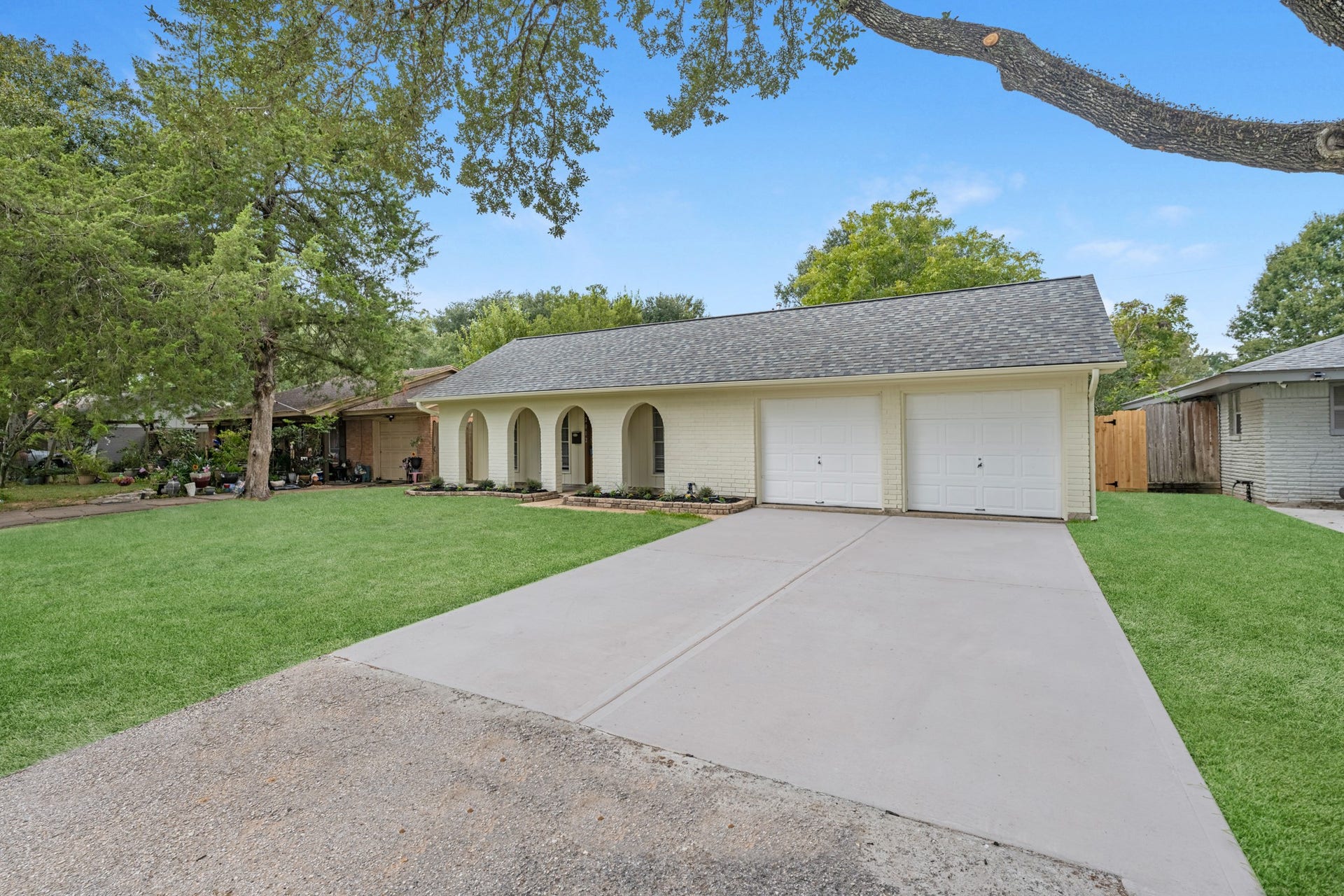 2012 Isla Drive, Pearland, TX 77581