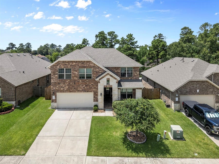 Property photo for 12137 Pearl Bay Lane, Conroe, TX