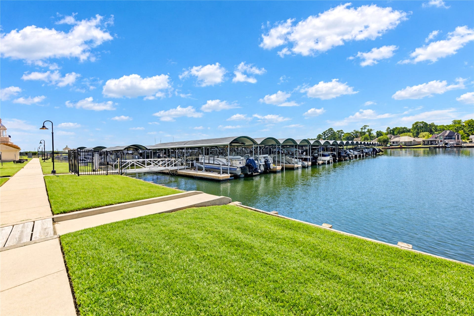 101 Hillsborough Drive W, Montgomery, TX 77356 101 Hillsborough Drive W, Montgomery, TX 77356