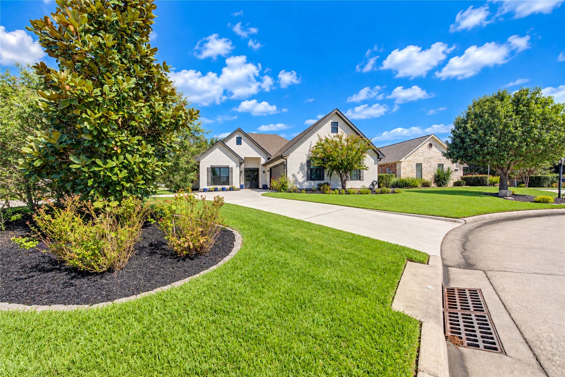 101 Hillsborough Drive W, Montgomery, TX 77356 101 Hillsborough Drive W, Montgomery, TX 77356