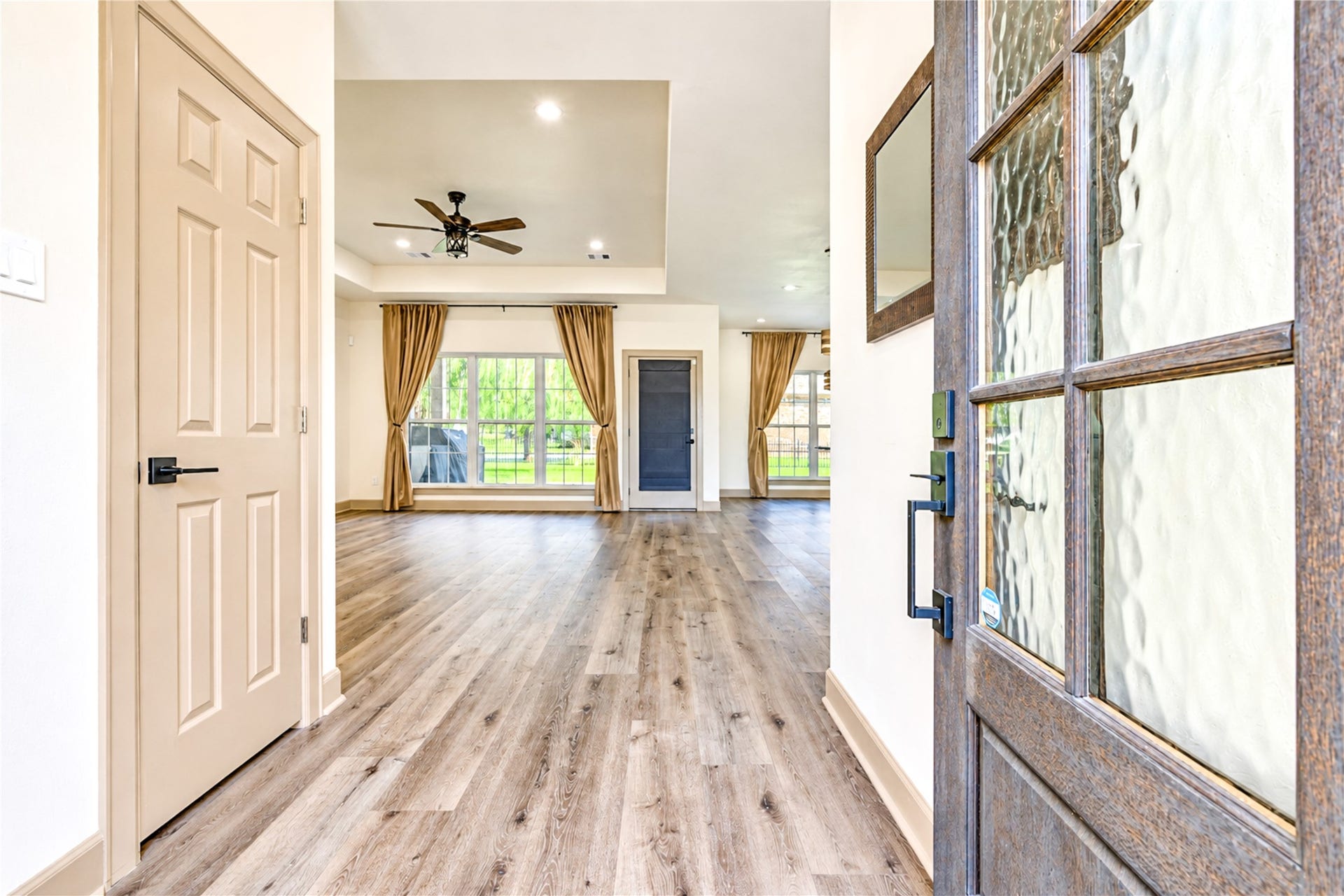 101 Hillsborough Drive W, Montgomery, TX 77356 101 Hillsborough Drive W, Montgomery, TX 77356