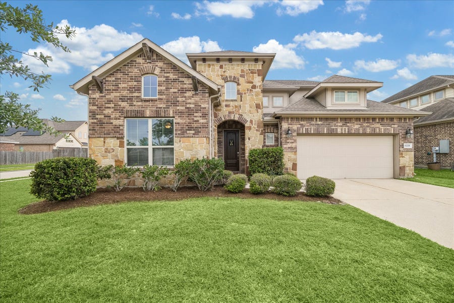 Property photo for 6228 Watford Drive, League City, TX