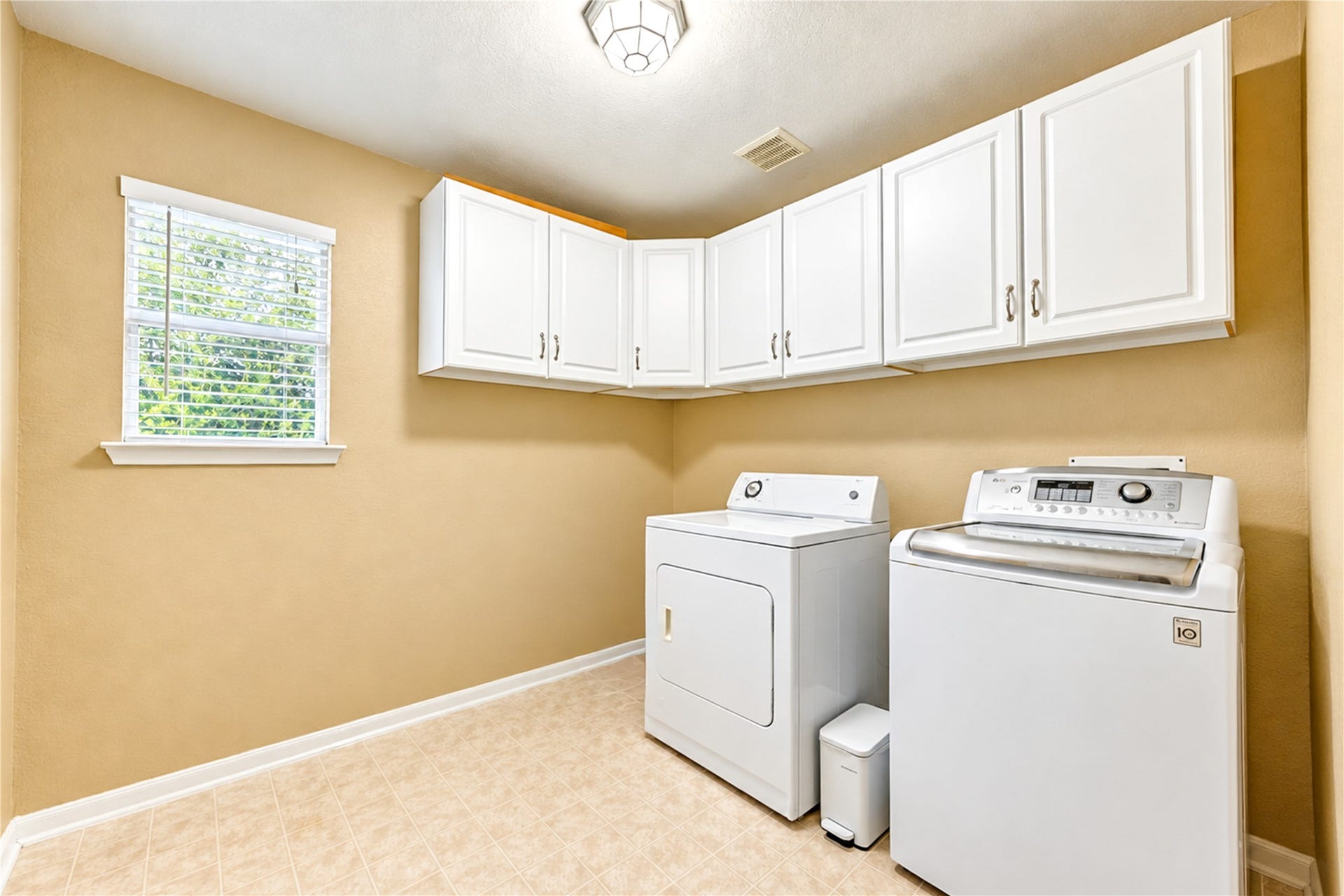 15322 Hensen Creek Drive, Houston, TX 77086 15322 Hensen Creek Drive, Houston, TX 77086