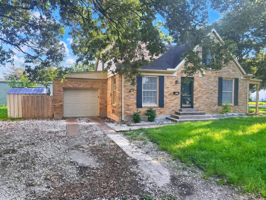 Property photo for 2313 Avenue L, Rosenberg, TX