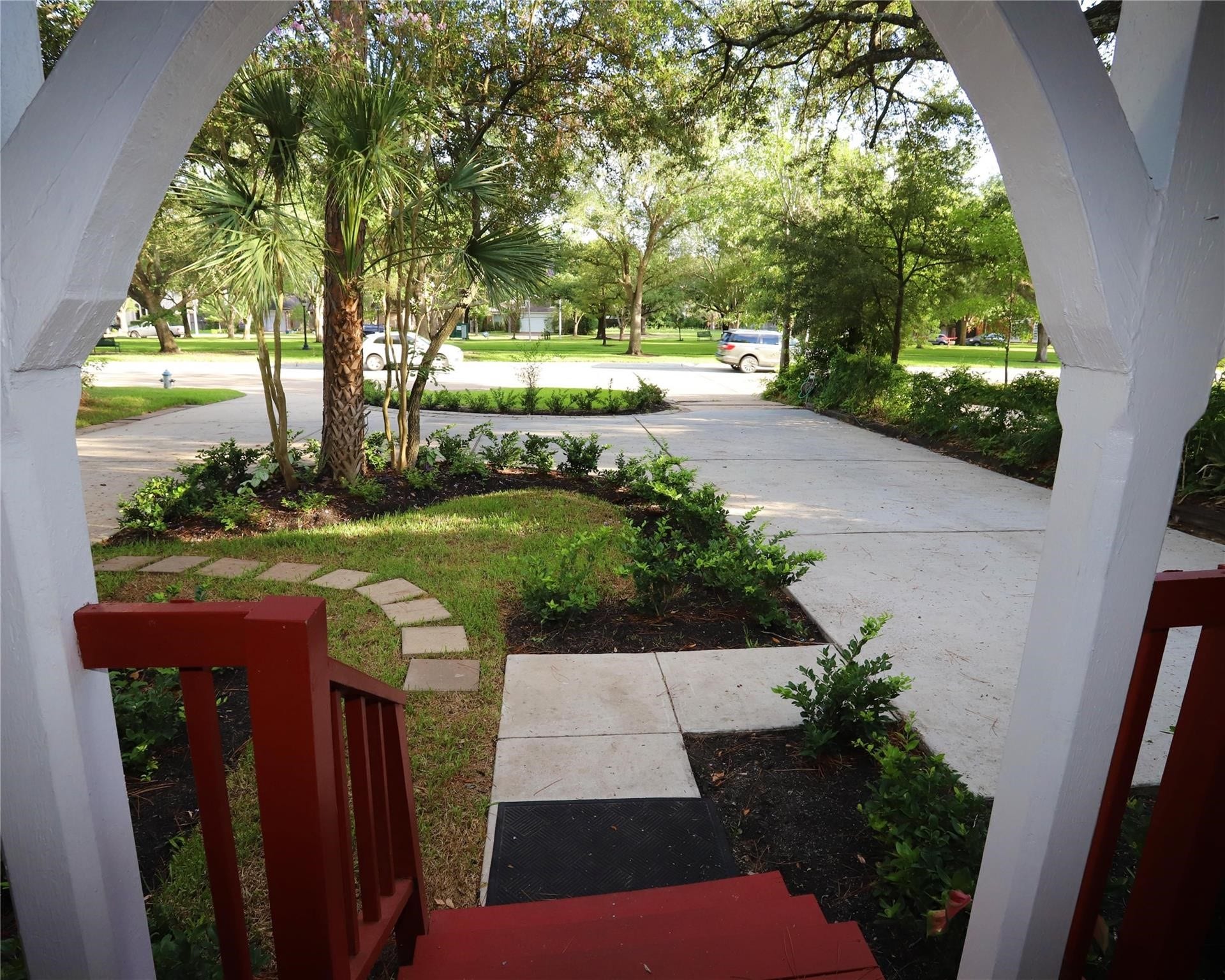 4912 Bellaire Boulevard, Bellaire, TX 77401 4912 Bellaire Boulevard, Bellaire, TX 77401
