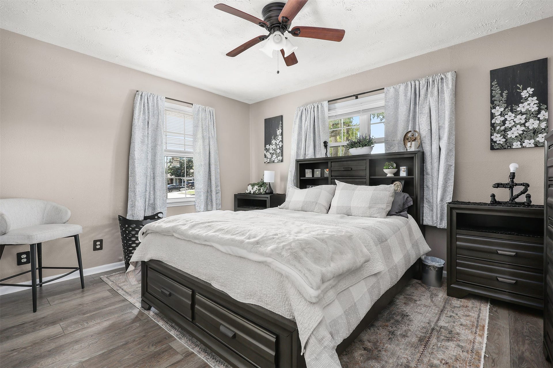 1711 Beusch Drive, Pasadena, TX 77502