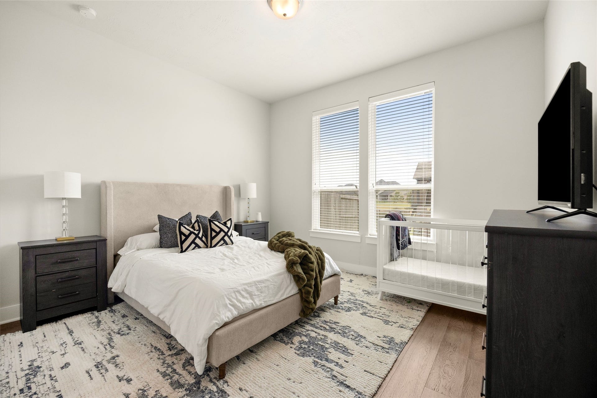 428 Horizon Light Lane, Katy, TX 77493 In-law's suite/guest bedroom
