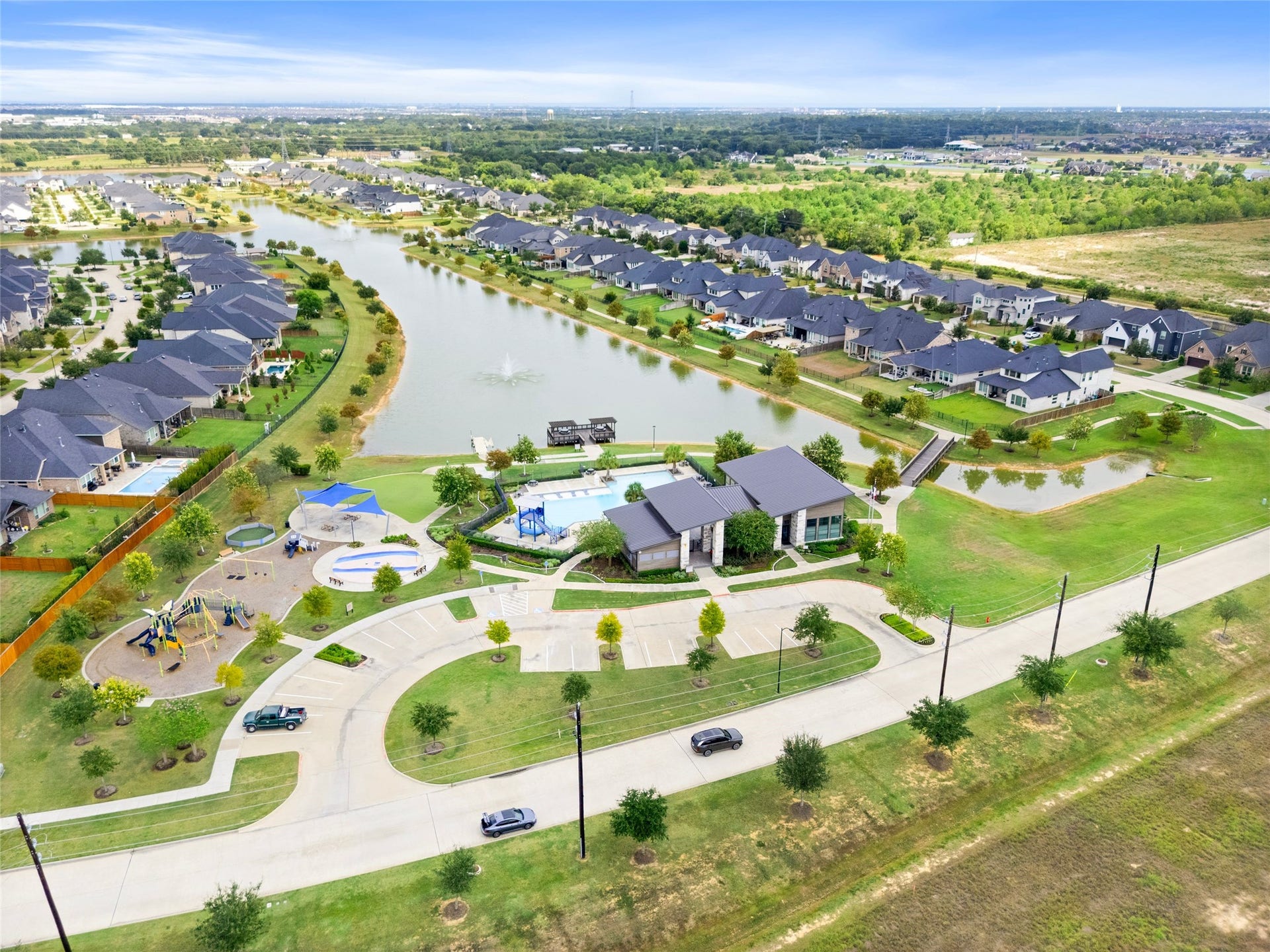 428 Horizon Light Lane, Katy, TX 77493 Lake House Amenity Center